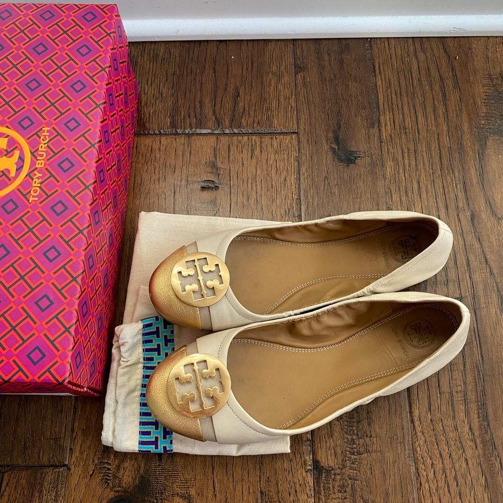 Tory Burch Minnie Cap Toe Flat w/box and bag